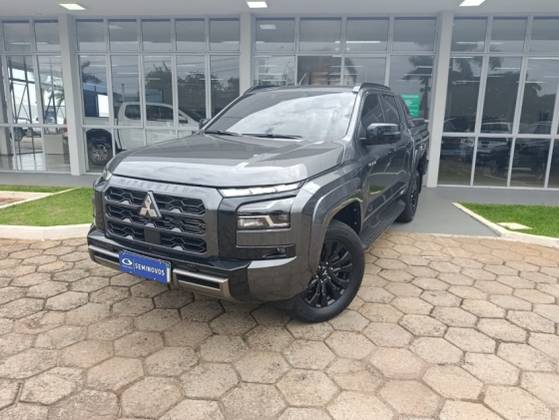 MITSUBISHI TRITON 2.4 BITURBO DIESEL CD KATANA 4X4 AUTOMÁTICO MITSUBISHI TRITON 2.4 BITURBO DIESEL CD KATANA 4X4 AUTOMÁTICO
